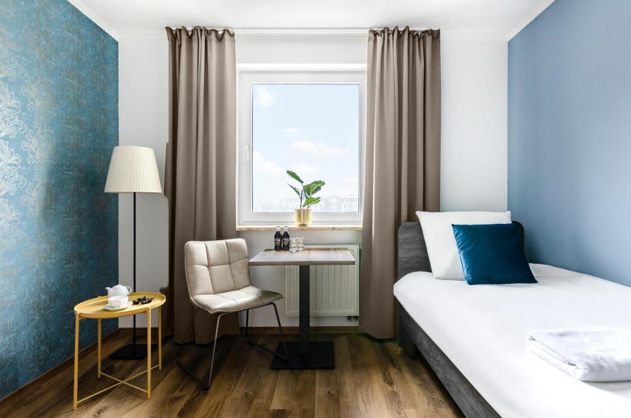 Hotel Zielonki Zielonki  Bagian luar foto